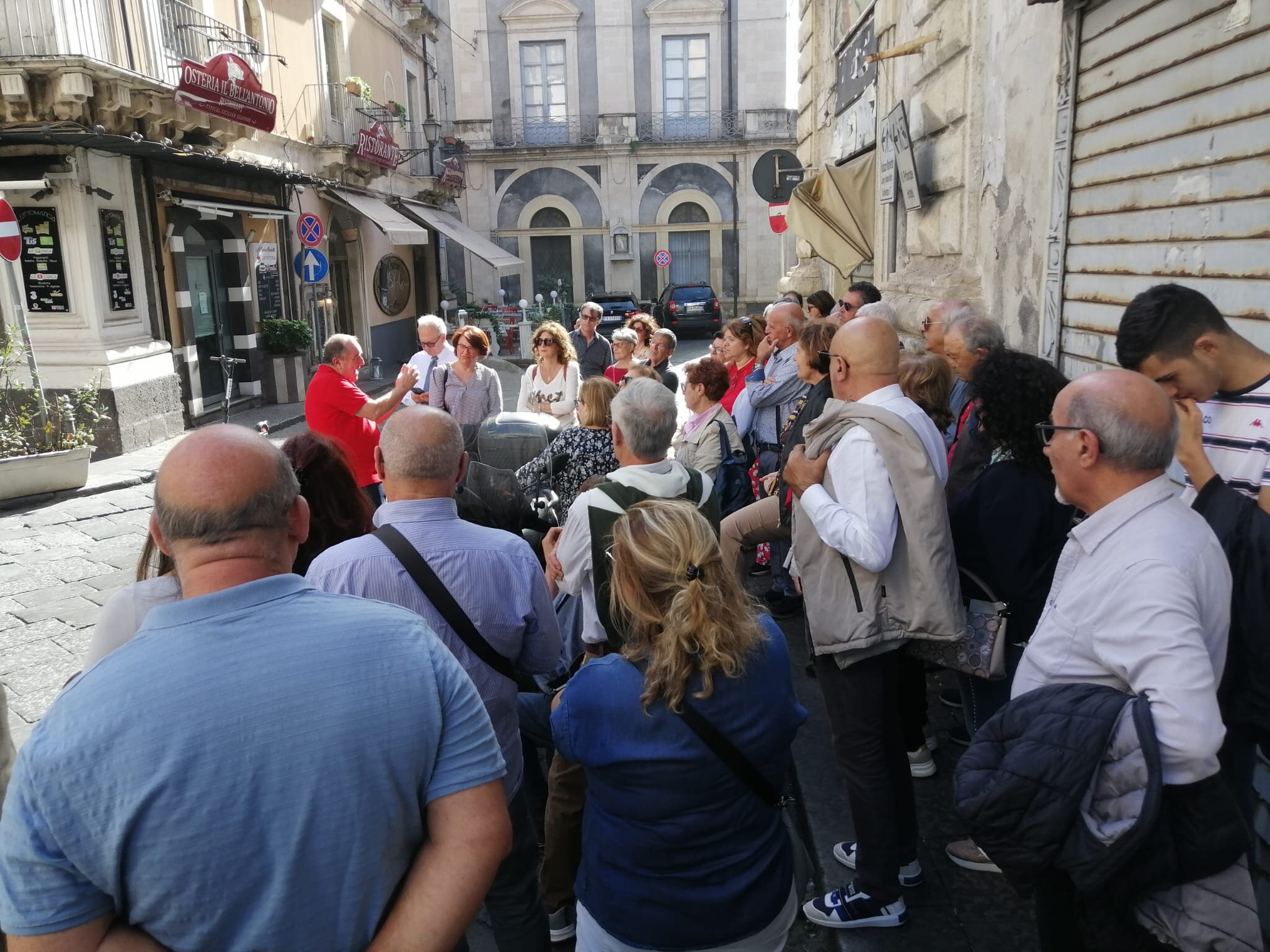 Passeggiando per le vie della nostra città con la guida di Roberto Fiasco